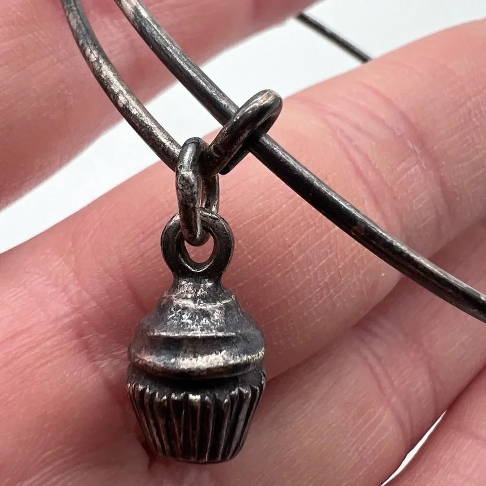 Alex and Ani Cupcake Charm‎ Bangle Bracelet Silvertone dessert cute fun cup cake